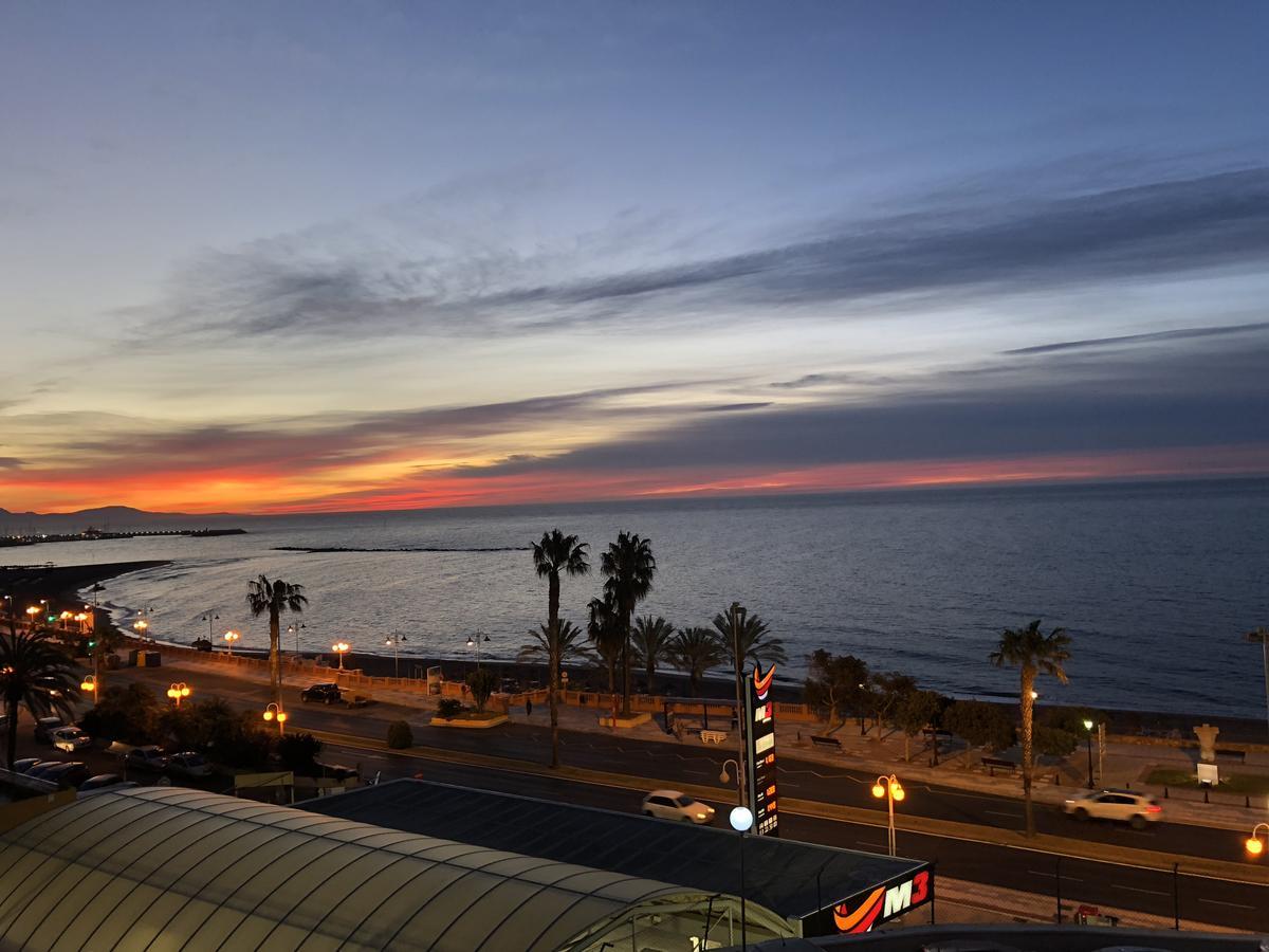 Benalbeach Sea Front Benalmádena Buitenkant foto